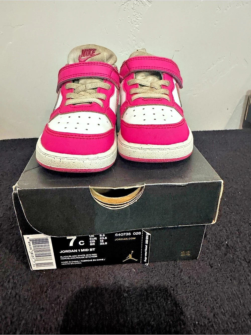 Nike Jordan 1 Mid Pink & White Girls US 7C